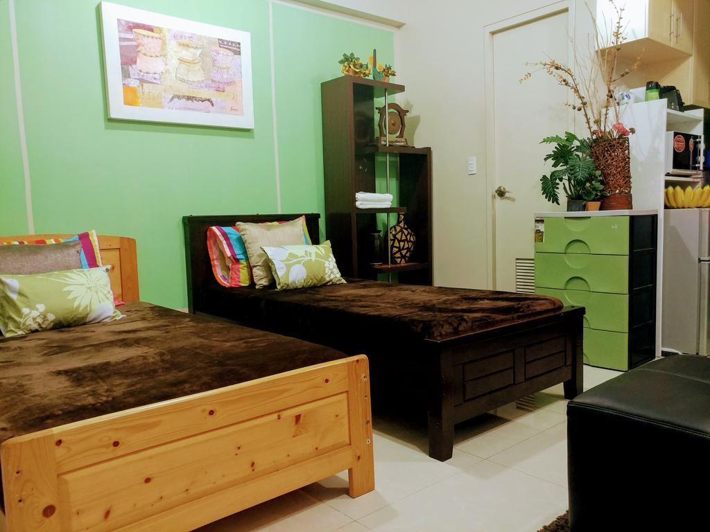 One Palm Tree Villas By Mary Manila Bagian luar foto